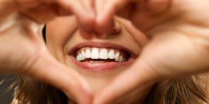 Blog France Brior- Catégorie éclat et beauté - comment avoir les dents blanches